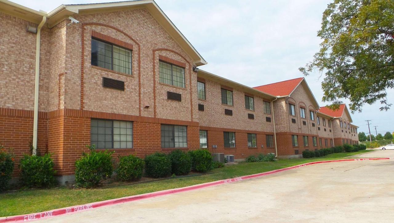Hotel Magnuson Cedar Hill